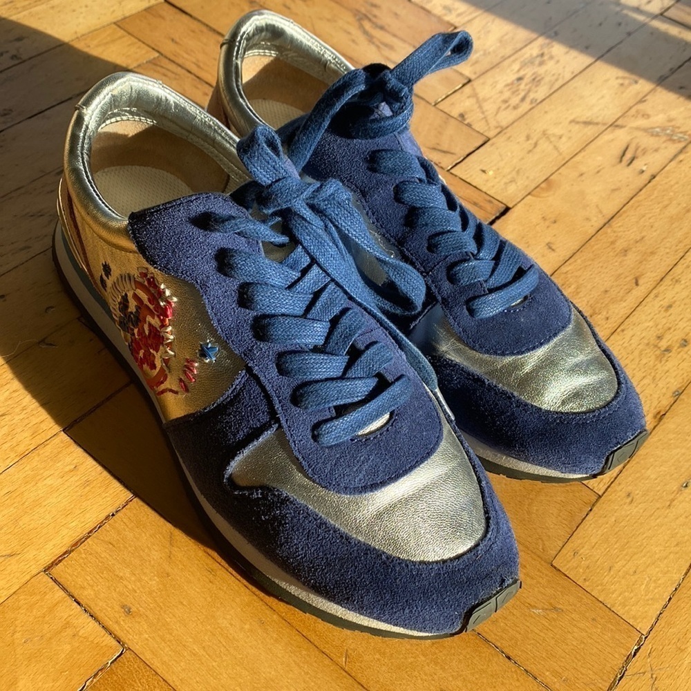 Tory Burch Brielle navy suede silver sneakers​ size 6.5